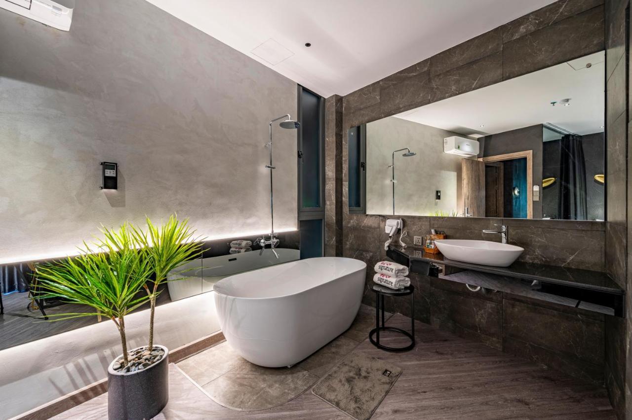 Bonita Signature The View Ho Chi Minh City Exterior photo
